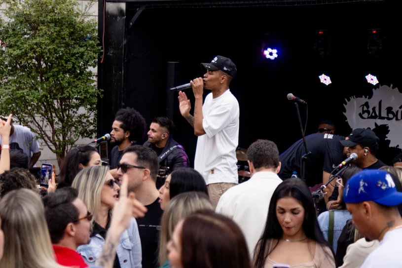 bar com música ao vivo em Itajaí