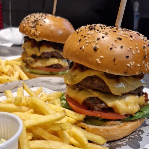 hambúrguer artesanal em Itajaí