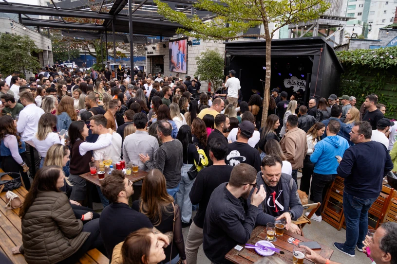 show_ao_vivo_balburdia_itajai